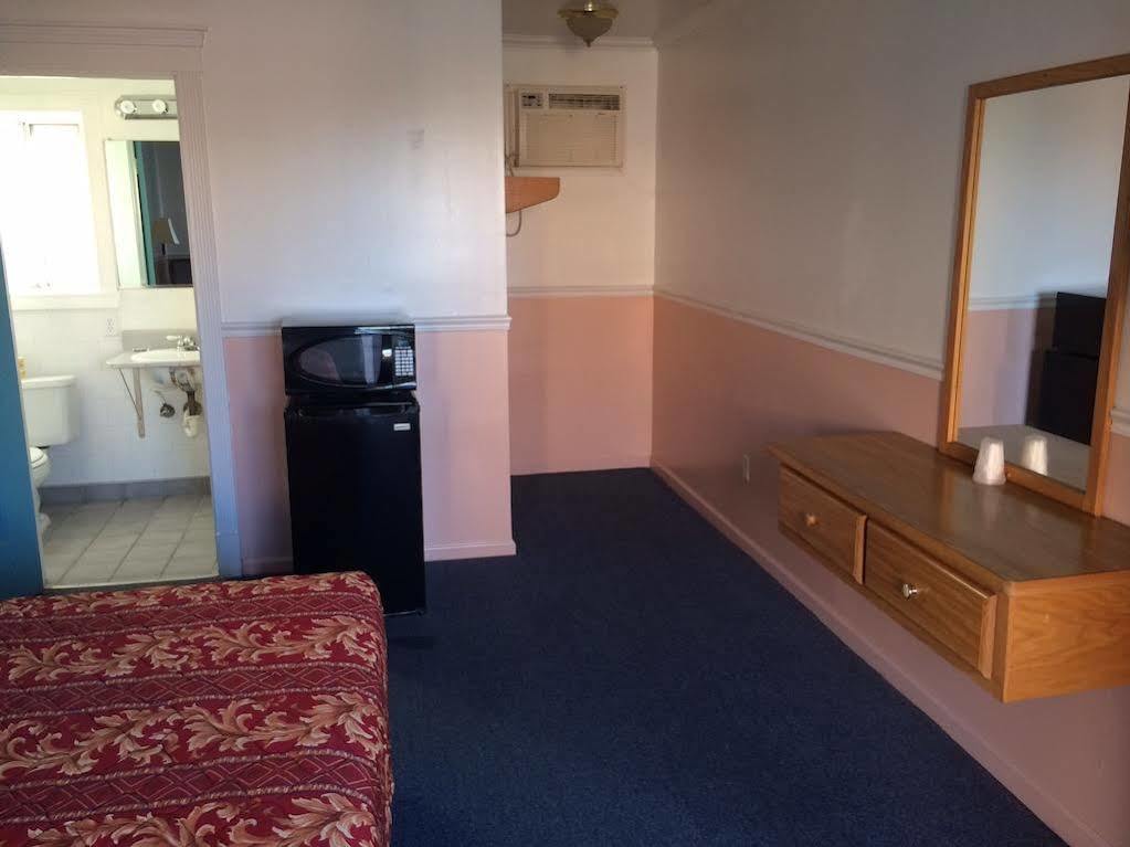 Hamlet Motel Newman Экстерьер фото