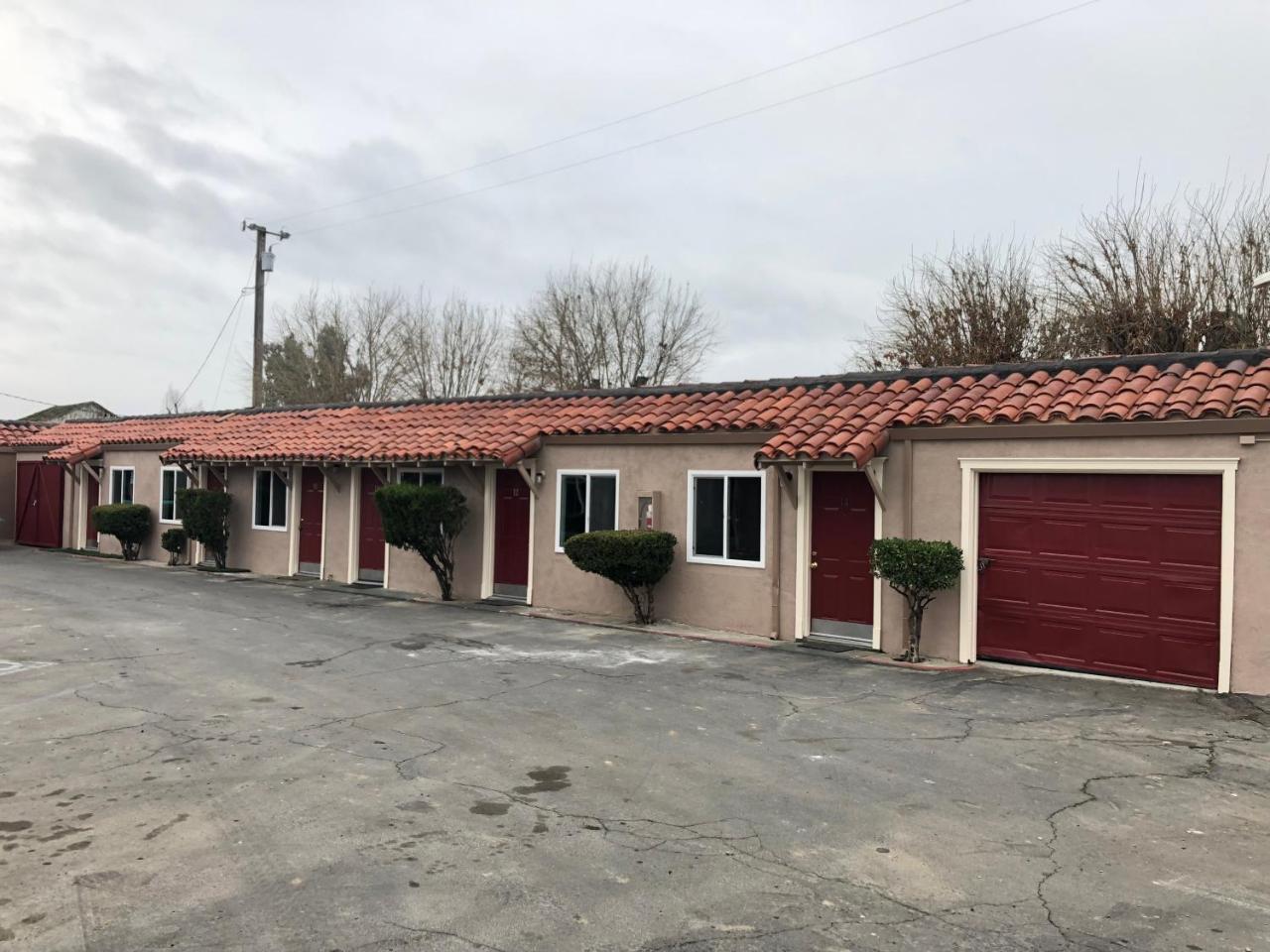 Hamlet Motel Newman Экстерьер фото