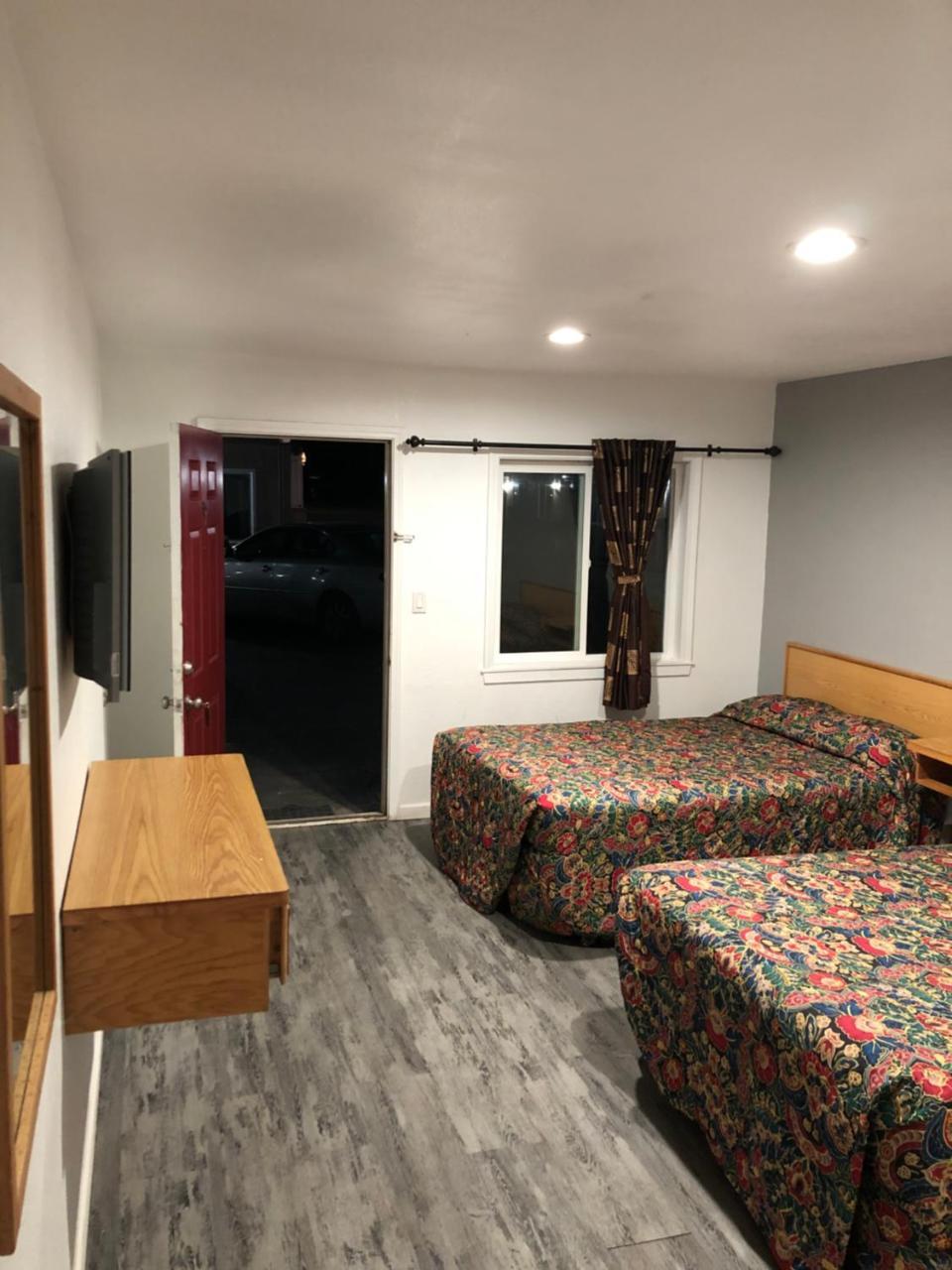 Hamlet Motel Newman Экстерьер фото